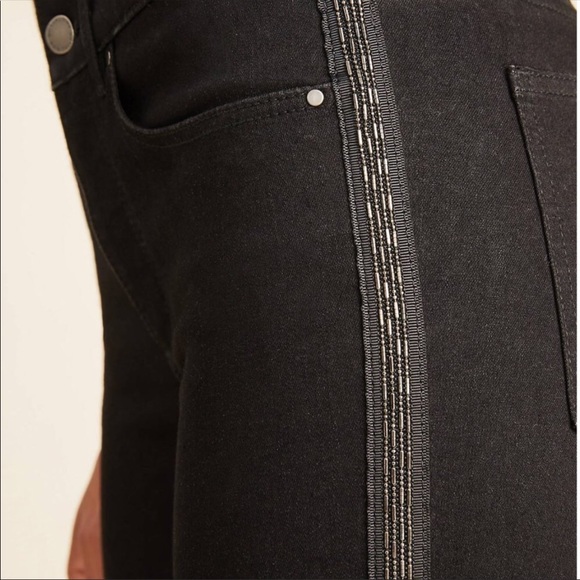 🆕Ann Taylor Black Beaded Side Stripe Skinny Jeans. Size 2. - Picture 4 of 5